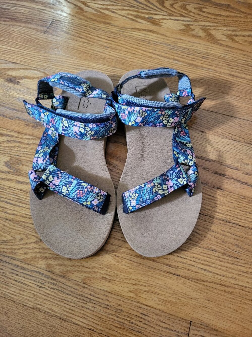 Keds x Rifle Paper Co. Navy Floral Sandals size 8
